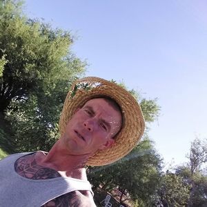 Meet your Posher, Elvie